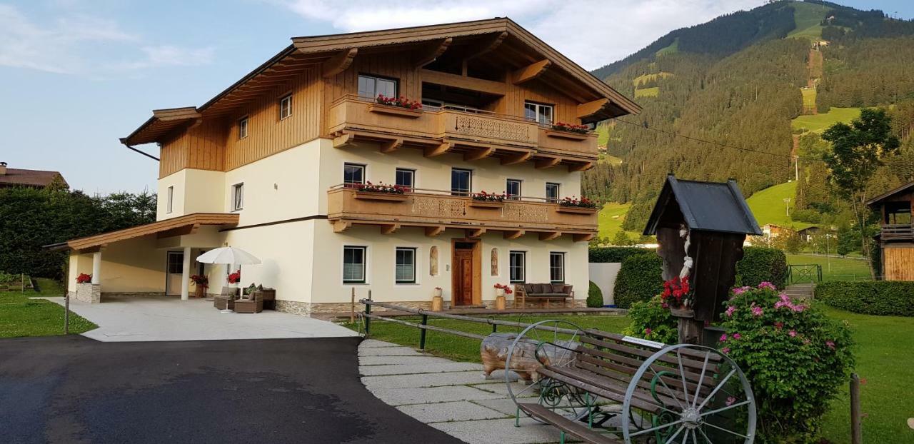 Melanie'S Appartement Westendorf Bagian luar foto